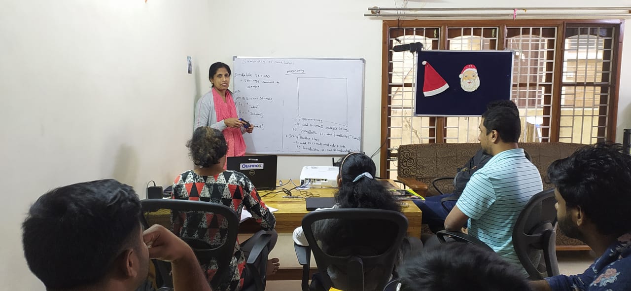 Kasthuri training her candidates with hearing and speech impairment